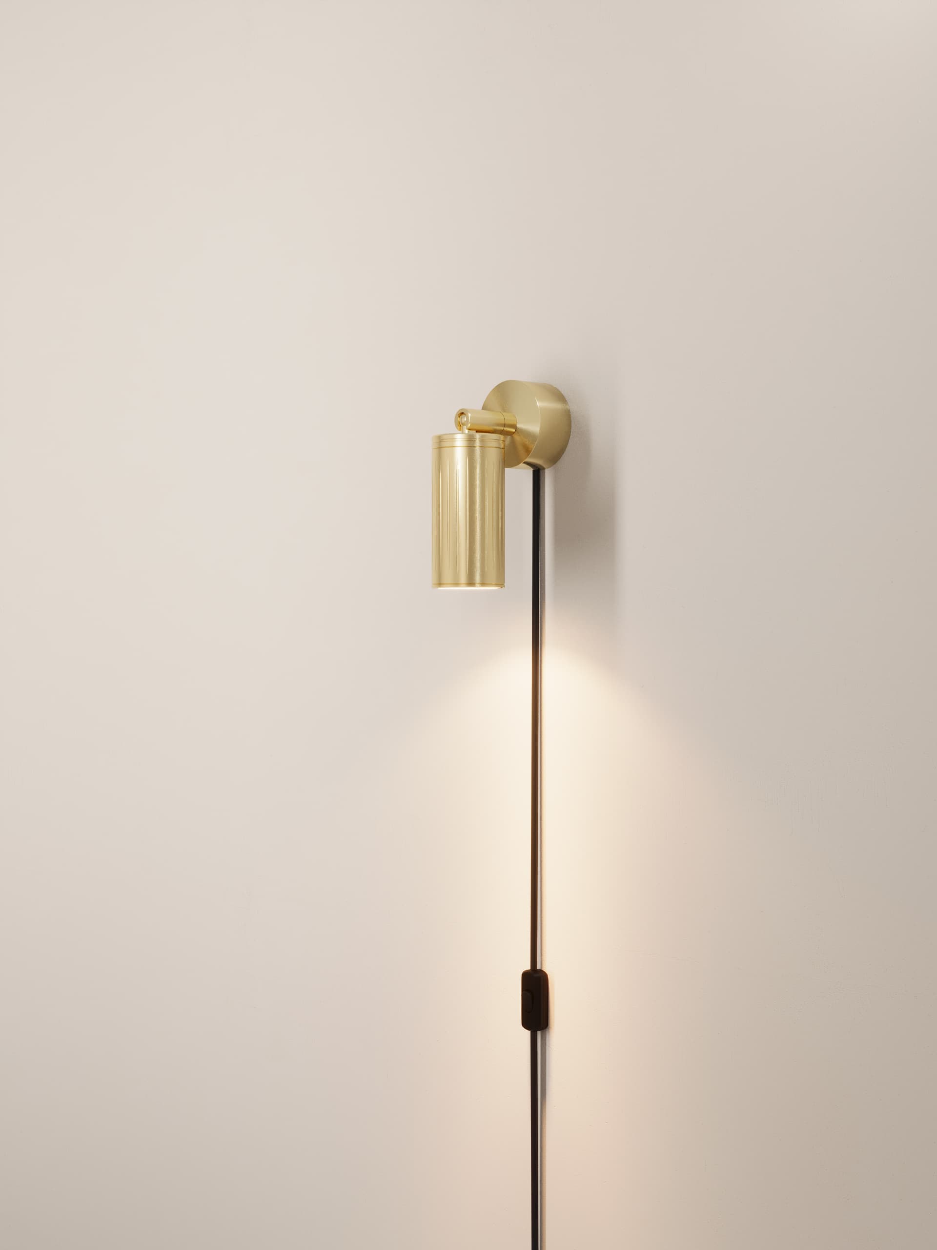 Luminar Canopy Vägglampa | Mässing - bild 2